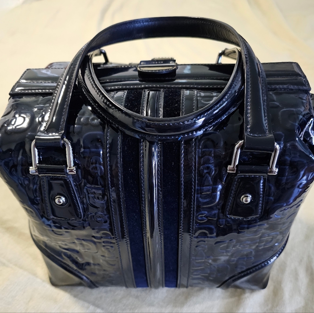 Gucci Shoulder Bag